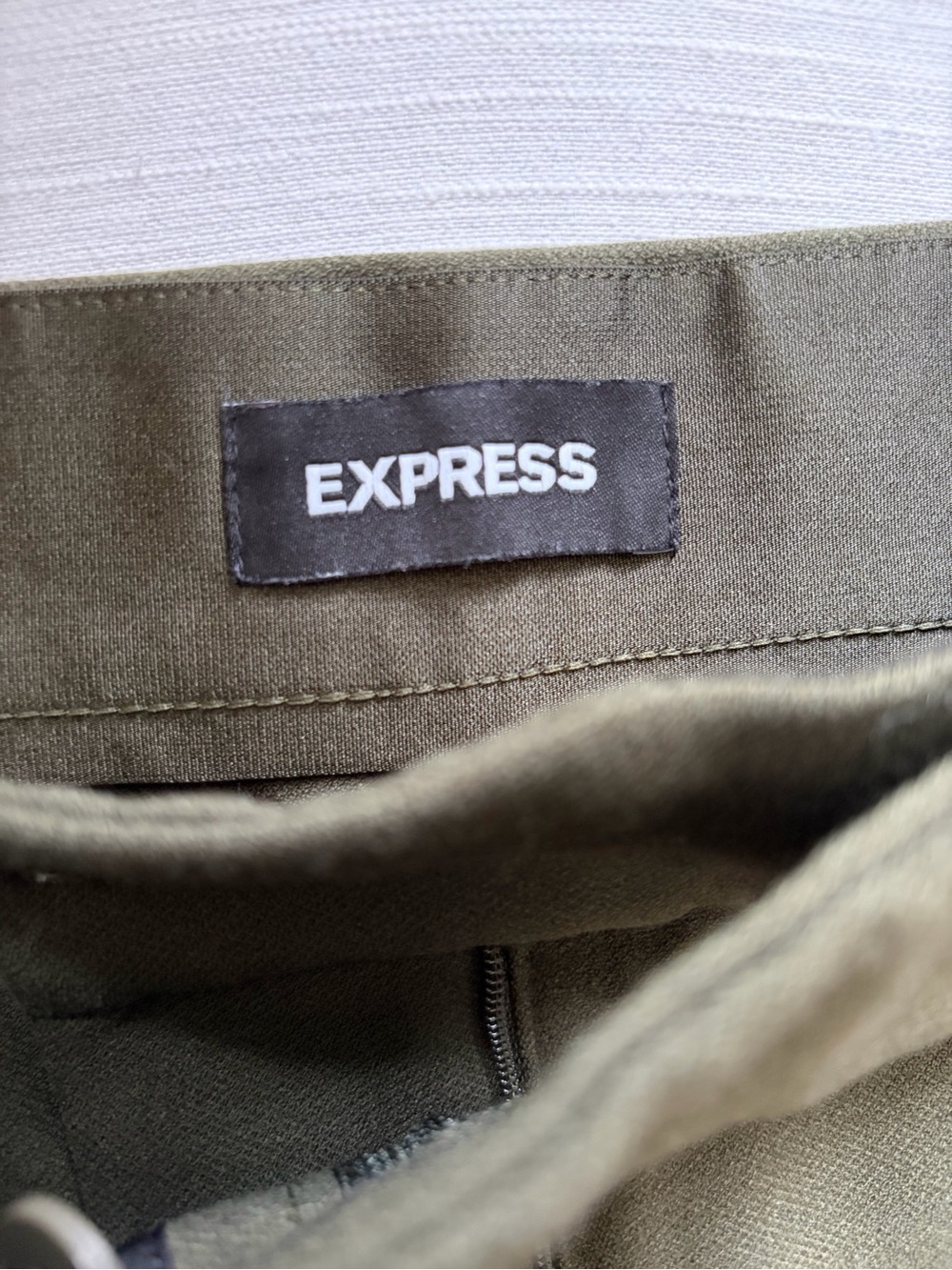 Express Flare Leg High-Waist Pants in Olive Green sz 8 SHORT - Picture 7 of 10